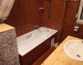 Eladó családi ház Nagykozár 99 000 000 Ft