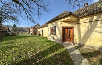 Eladó családi ház