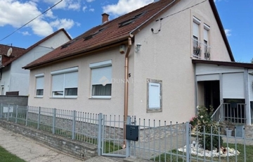 Eladó családi ház