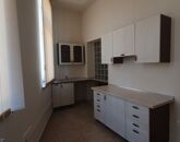 Kiadó iroda/üzlethelyiség Győr 270 000 Ft