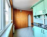 Nagykőrösön eladó harmadik emeleti panellakás garázzsal!