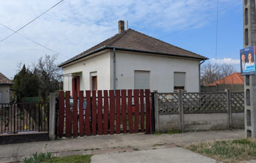 Eladó családi ház