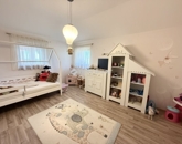 Eladó családi ház Pécs 289 000 000 Ft