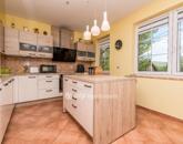 Eladó családi ház Piliscsaba 135 000 000 Ft