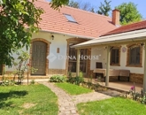 Eladó családi ház Egerág 159 000 000 Ft