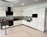 Eladó családi ház Budapest XXII. ker 198 000 000 Ft