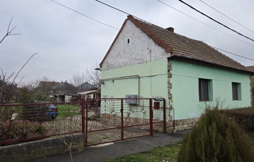 Eladó családi ház