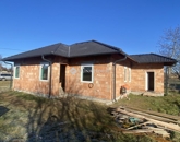 Eladó családi ház Tass 65 000 000 Ft