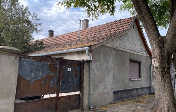 Eladó családi ház