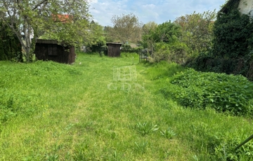 Eladó telek/földterület