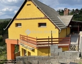 Eladó családi ház Pécs 69 900 000 Ft