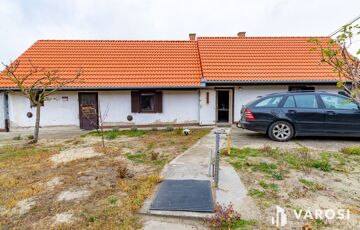 Eladó családi ház