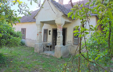 Eladó családi ház