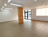 Eladó iroda/üzlethelyiség Győr 189 000 000 Ft