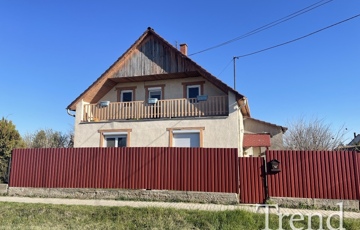 Eladó családi ház