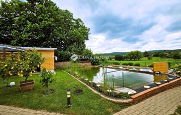 Eladó családi ház