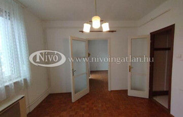 Eladó lakás