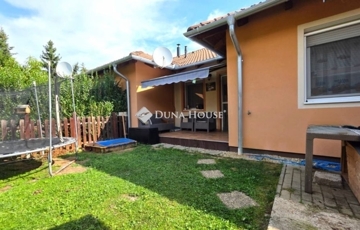 Eladó családi ház