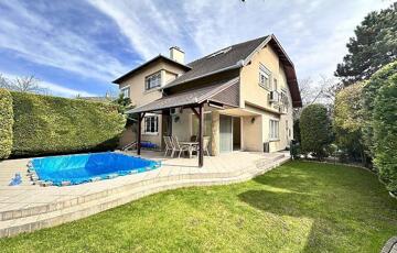 Eladó családi ház