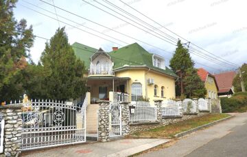 Eladó családi ház