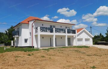 Eladó családi ház