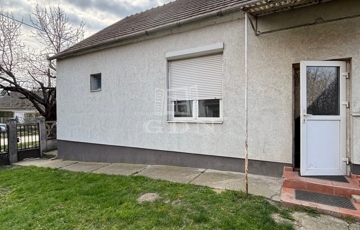 Eladó családi ház