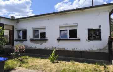 Eladó családi ház