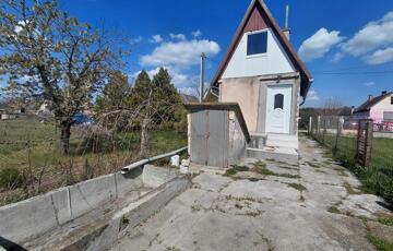 Eladó üdülő/nyaraló