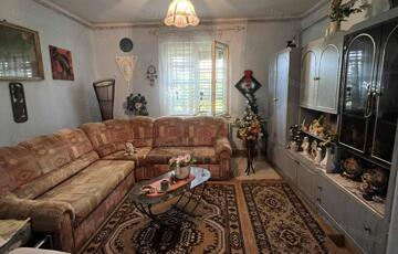 Eladó családi ház