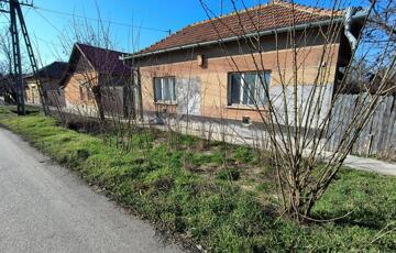 Eladó családi ház