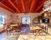 Eladó családi ház Felsőlajos 100 000 000 Ft