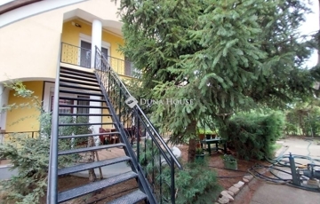 Eladó családi ház