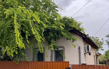 Eladó családi ház