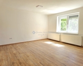 Eladó lakás Pécs 104 900 000 Ft