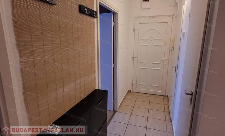 Jászberényben eladó felújított lakás                                 