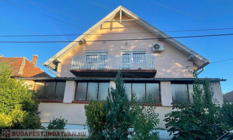 Kedvelt helyen jó elosztású otthon                                 