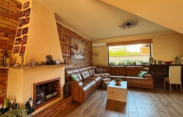 Eladó családi ház