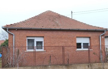 Eladó családi ház