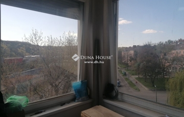 Eladó lakás