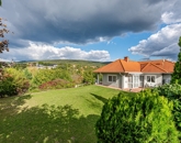 Eladó családi ház Telki 326 000 000 Ft