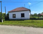 Rákóczifalvai 45 m2-es családi ház eladó!