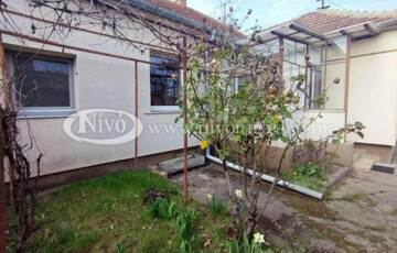 Kiadó családi ház