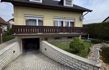 Eladó családi ház