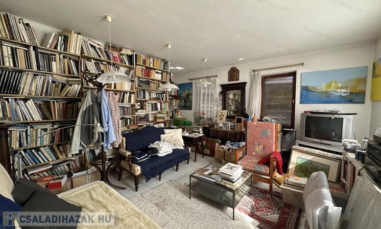 Várpanorámás családi ház Nagyvázsonyban                                 