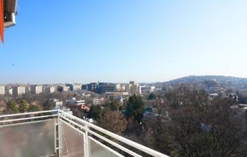 Eladó lakás
