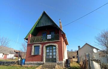 Eladó telek/földterület