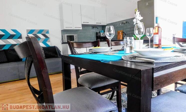 Irodánk eladásra kínálja az alábbi nagyon szép felújított lakást                                 