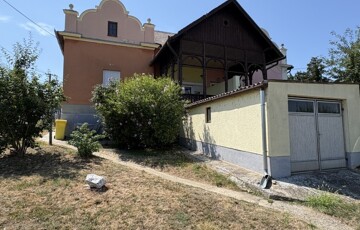 Eladó családi ház