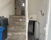 Eladó családi ház Pécs 56 900 000 Ft