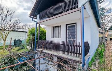 Eladó üdülő/nyaraló